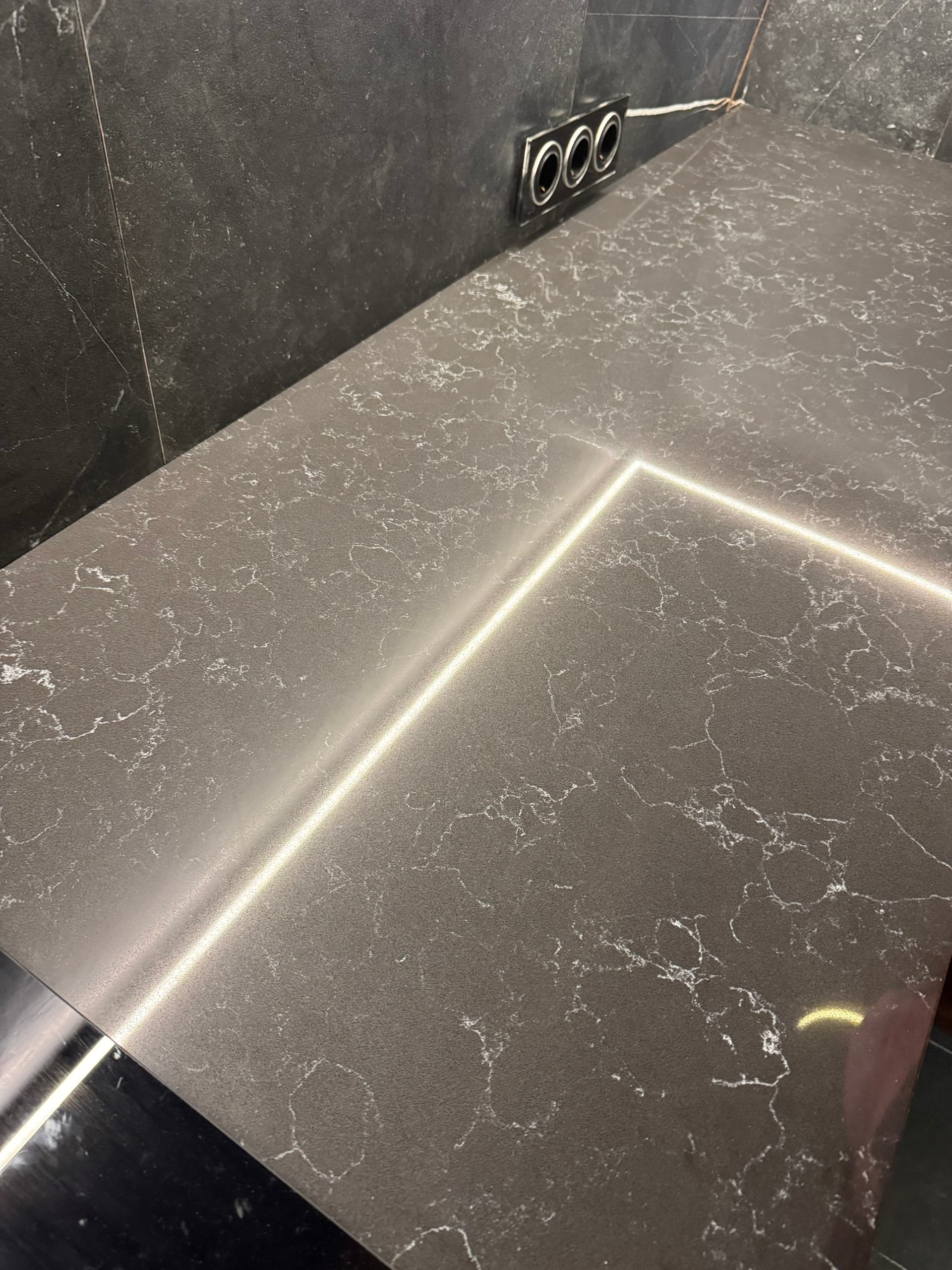 Подоконник Beige Touch